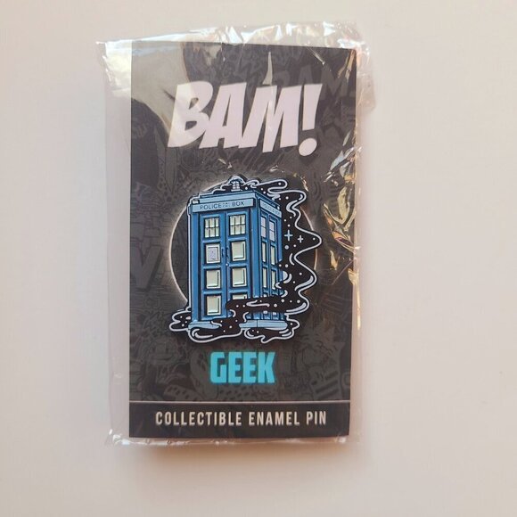Doctor Who Enamel Pin Set - Picture 4 of 5